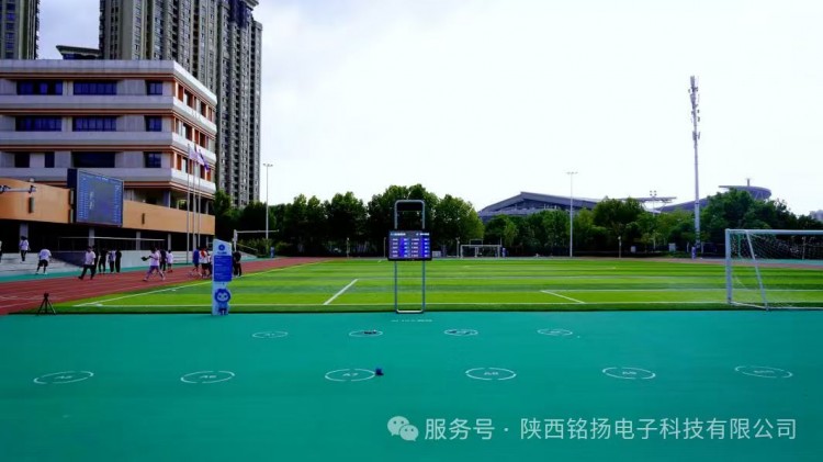 多合一 AI 体测机